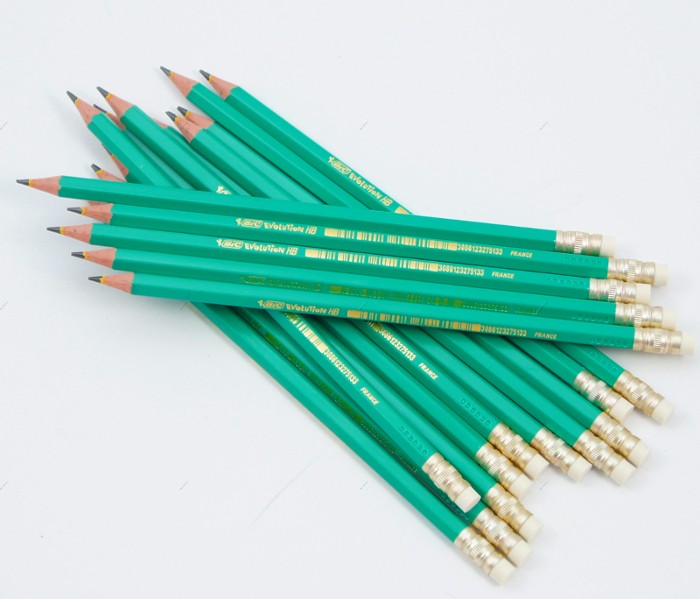 Crayons HB avec Gomme  Paquet de 3 Crayons HB Motifs de Noël avec