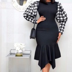 Robe elegante moulante noir-blanc