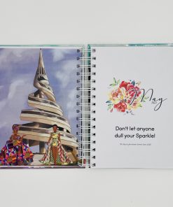 Alternative view of Agenda bilingue femme 2022 : The Black Queen Planner Zulaikha