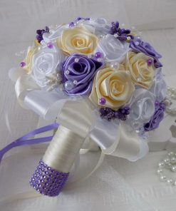 Bouquet de Roses de la Mariée en Soie Artificielle Violette, Blanche et Or