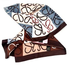 Alternative view of Foulard en Soie-Viscose 132x132cm RODIER marron