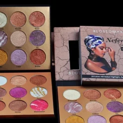 Palette Glow Burst de Blossom Nefertiti 18 Couleurs Cuites