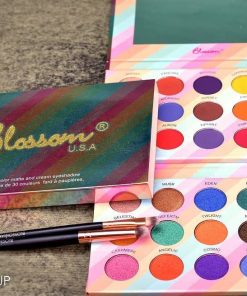Palette de Fards à Paupières 30 Couleurs Vives de Blossom Makeup
