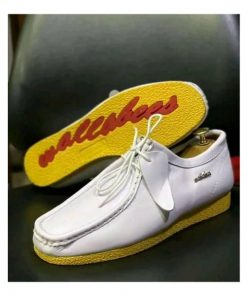 Chaussure Basse en Cuir Blanc Wallabees