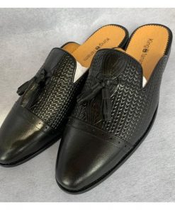 Babouche Deux Pompoms En cuir Noir pour Homme