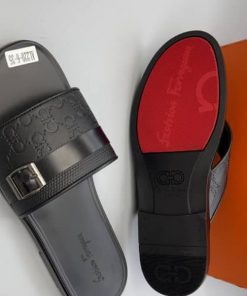 Babouches, Sandales Homme avec Boucle et dessus en Cuir Fashion Ferragama