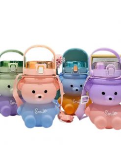Gourde en forme d'ours avec Paille et Sangle pour Enfants 800ml