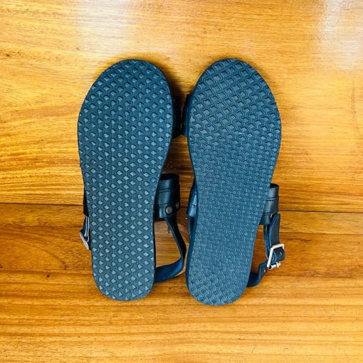 Sandales Artisanales en Cuir à Trois Boucles pour Hommes – Image 3