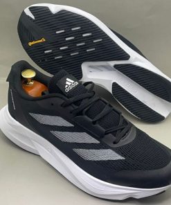Chaussure Adidas, Tennis de Sport Noir Semellr Blanche