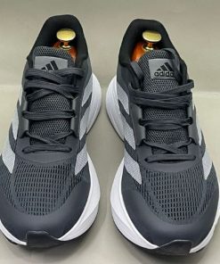 Chaussure Adidas, Tennis de Sport Gris Semelle Blanche