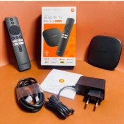 Alternative view of Appareil de streaming compact S 3ème Génération XIAOMI TV BOX